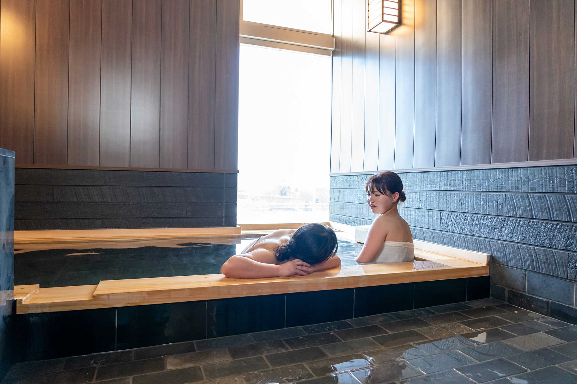 エミナース温泉「七福の湯」