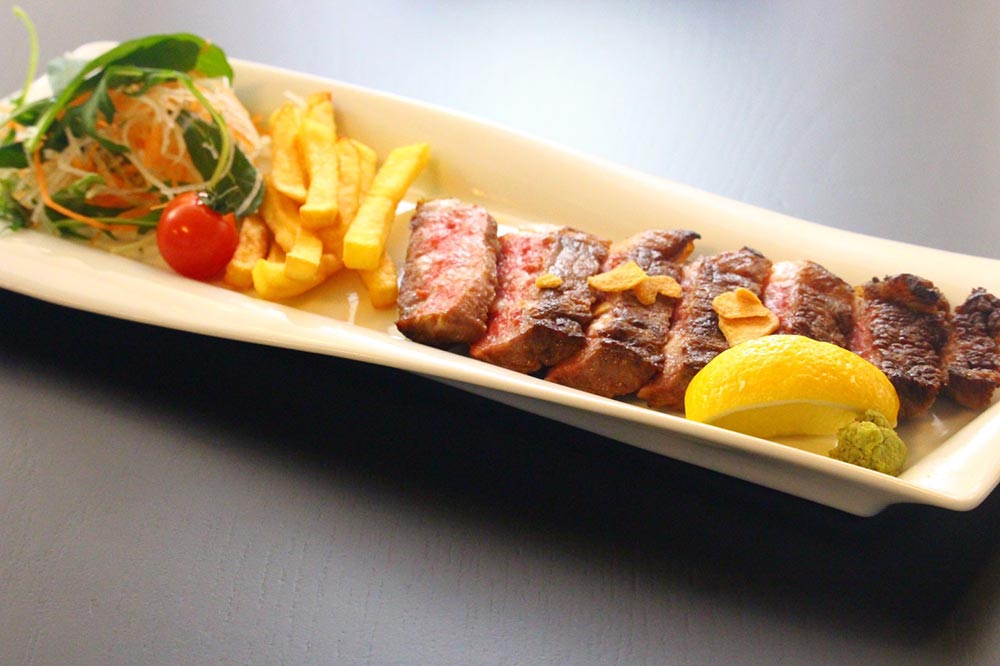 県産牛ステーキ盛